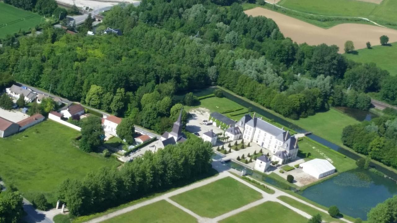 Chateau De Vitry-La-Ville Exterior foto